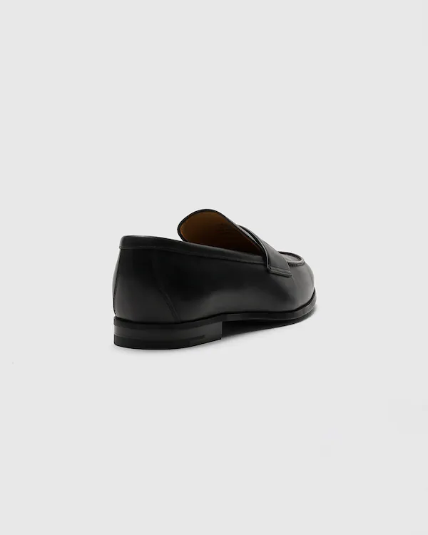 Milton Loafer em Couro de Vitela