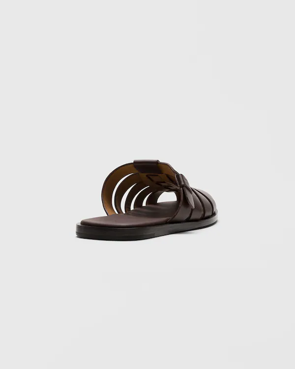 Sandalha Mule de Couro de Vitela Oban com Acabamento Antigo