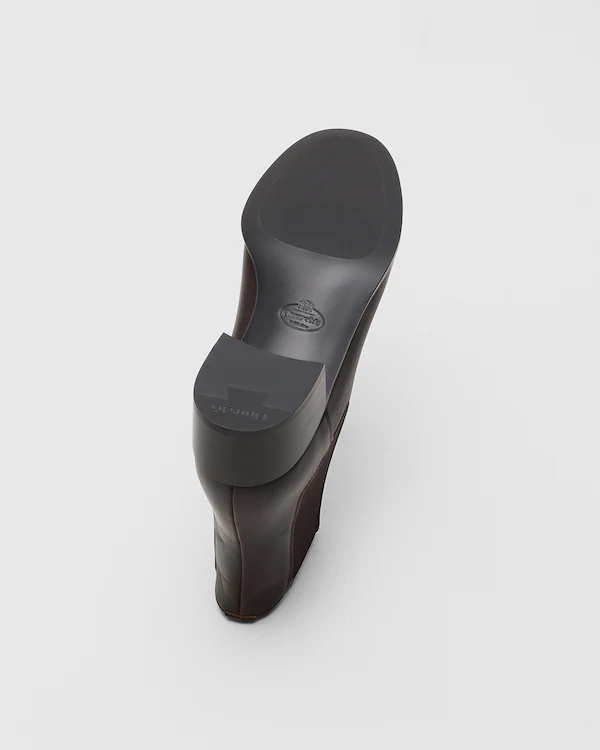 Botas Chelsea Otillie em Couro Fumé Polido
